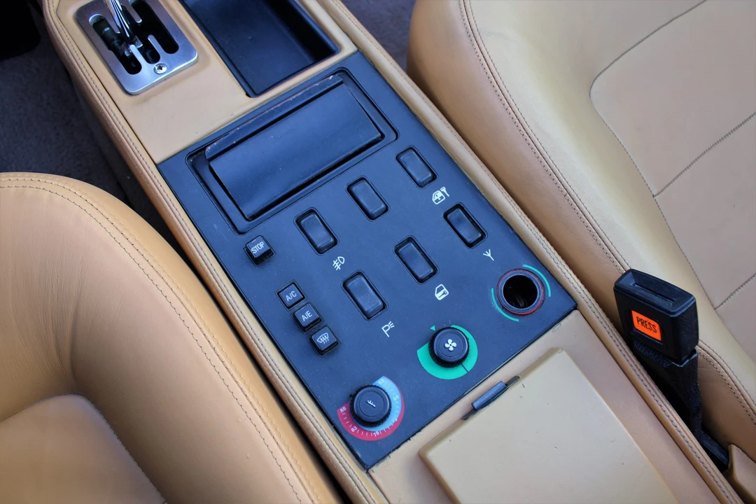 1989 Ferrari Mondial t - Image 27 of 31