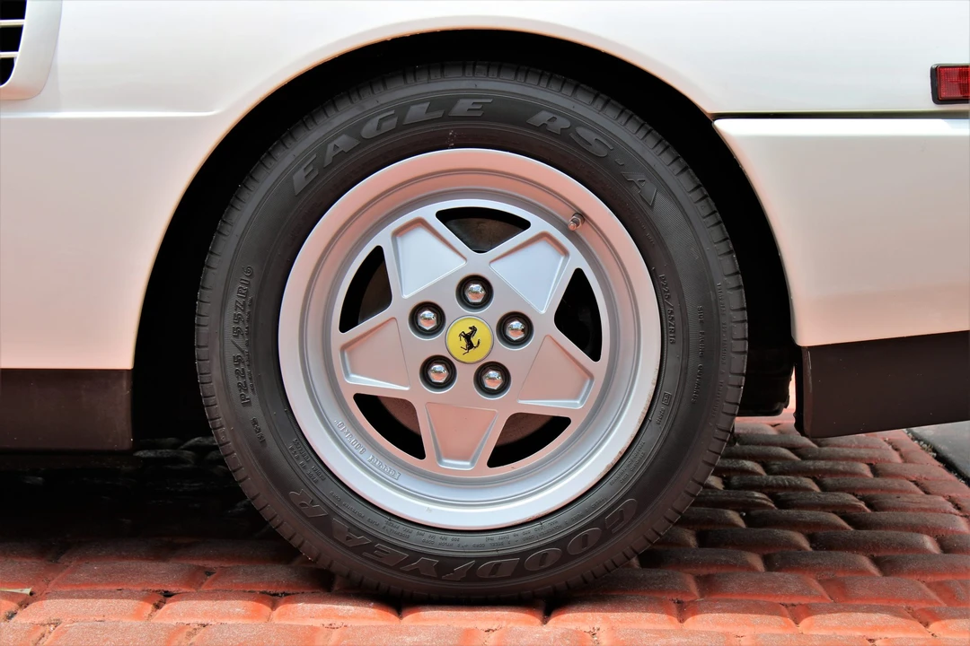 1989 Ferrari Mondial t - Image 14 of 31