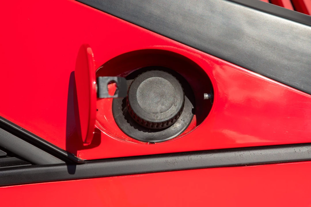 1989 Ferrari Mondial t - Image 30 of 31