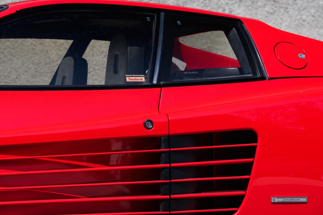 1989 Ferrari Testarossa - Image 12 of 31