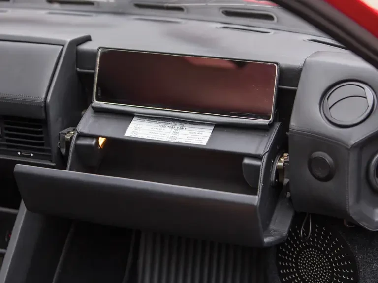 1989 Ferrari Testarossa - Image 18 of 28