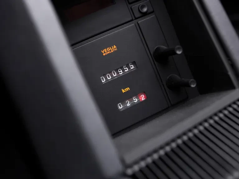1989 Ferrari Testarossa - Image 16 of 28