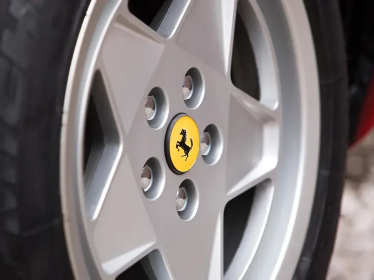 1989 Ferrari Testarossa - Image 11 of 28