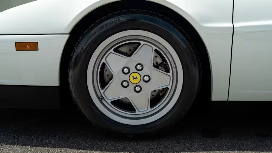 1989 Ferrari Testarossa - Image 10 of 29