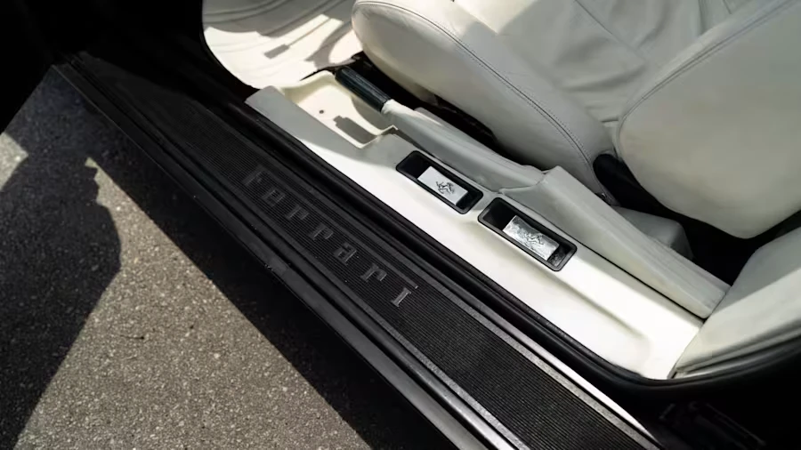 1989 Ferrari Testarossa - Image 23 of 29