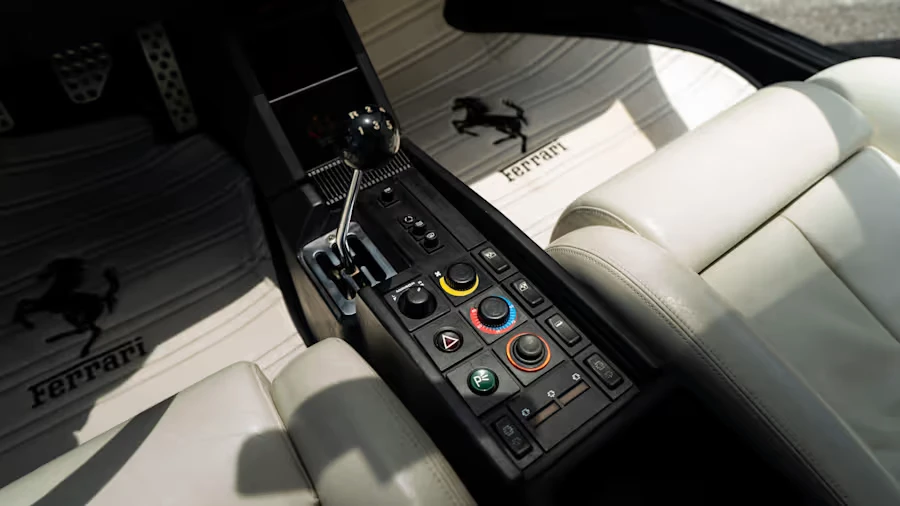 1989 Ferrari Testarossa - Image 24 of 29