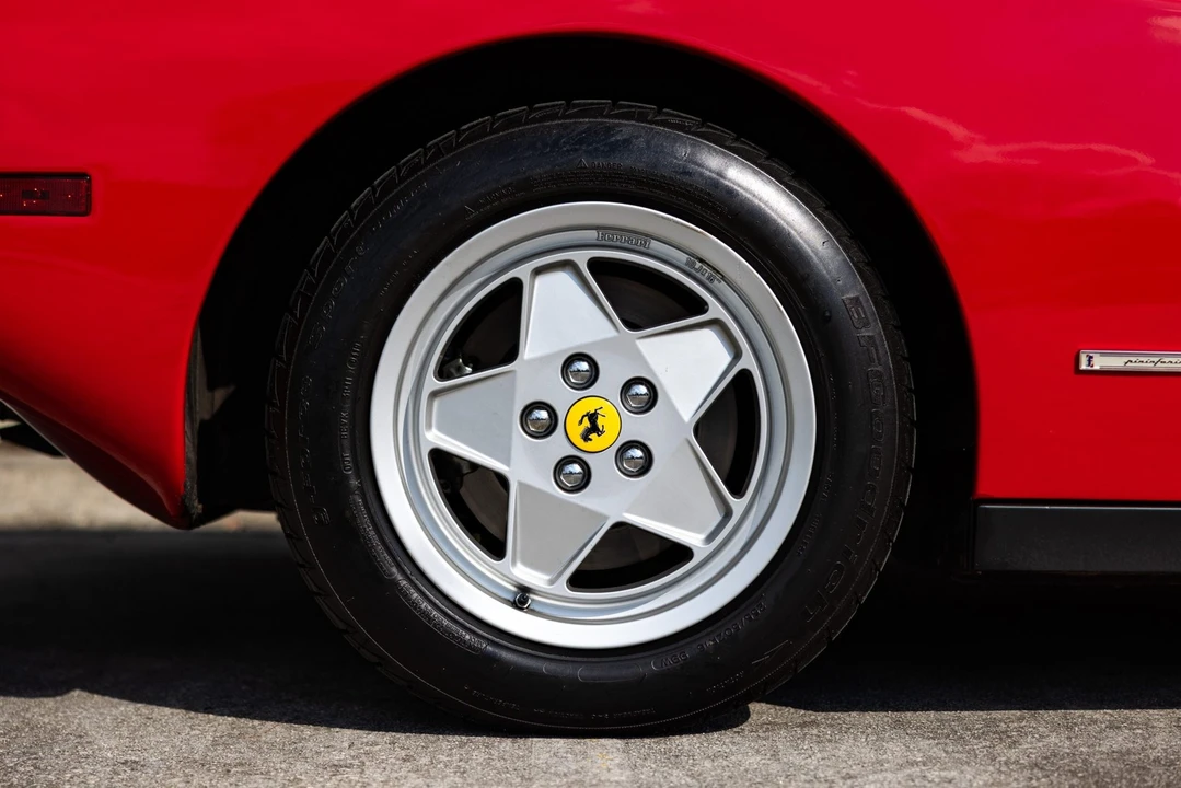 1989 Ferrari Testarossa - Image 11 of 31