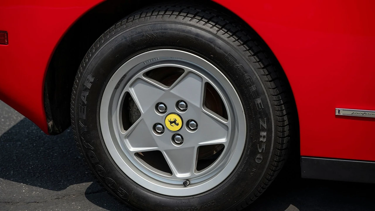 1989 Ferrari Testarossa - Image 28 of 31