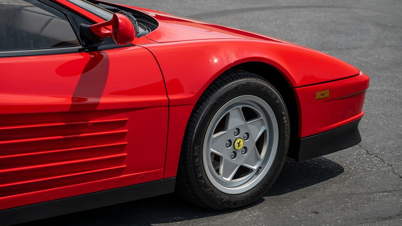 1989 Ferrari Testarossa - Image 25 of 31