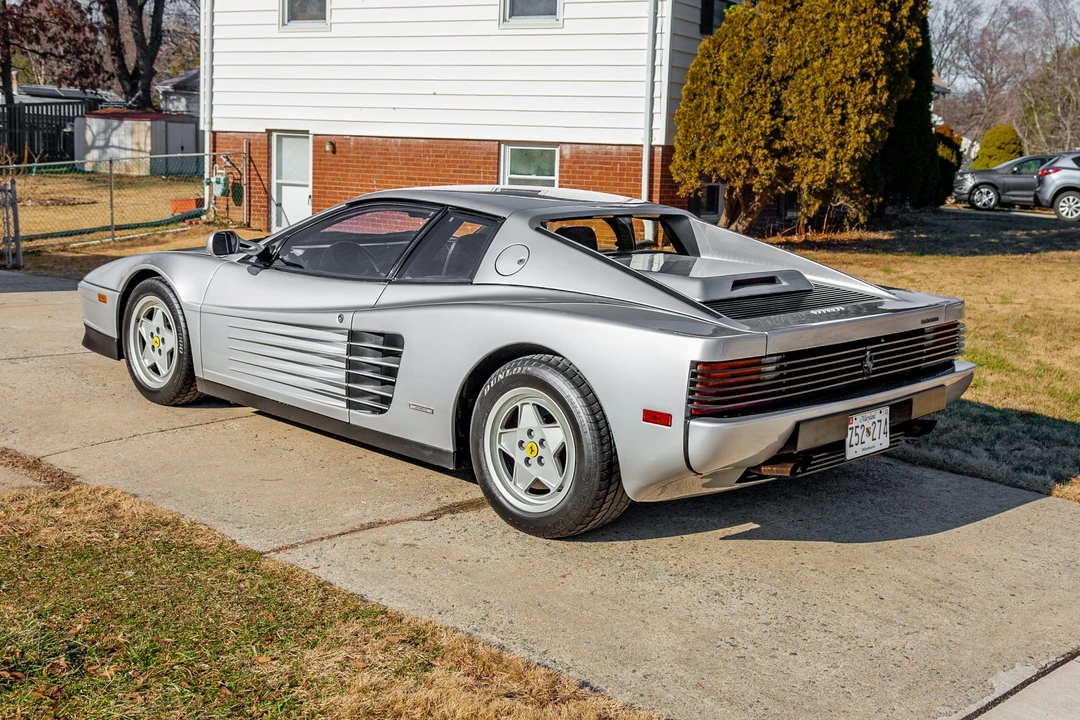 1989 Ferrari Testarossa - Image 15 of 31