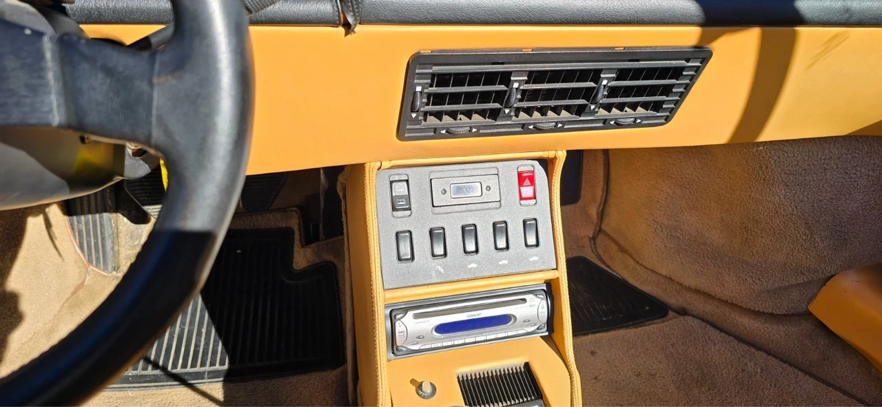 1989 Ferrari Mondial t - Image 13 of 21