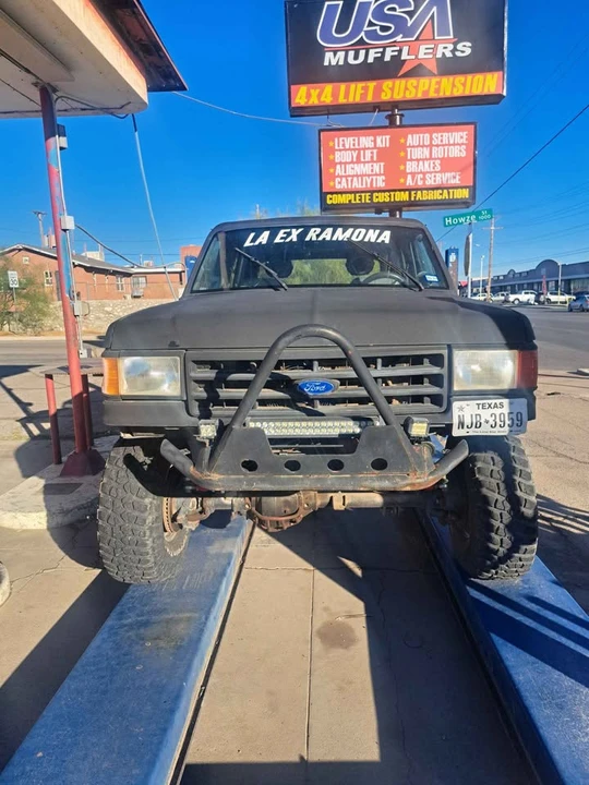 1989 Ford Bronco 4th Gen - Image 2 of 7