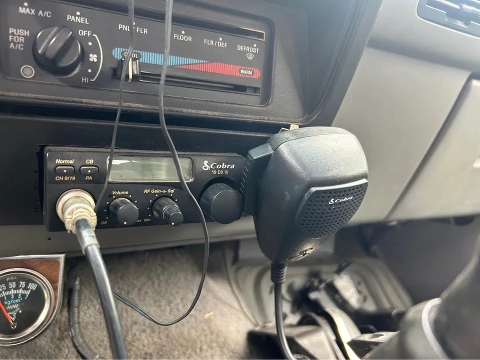1989 Ford Bronco 4th Gen - Image 9 of 14