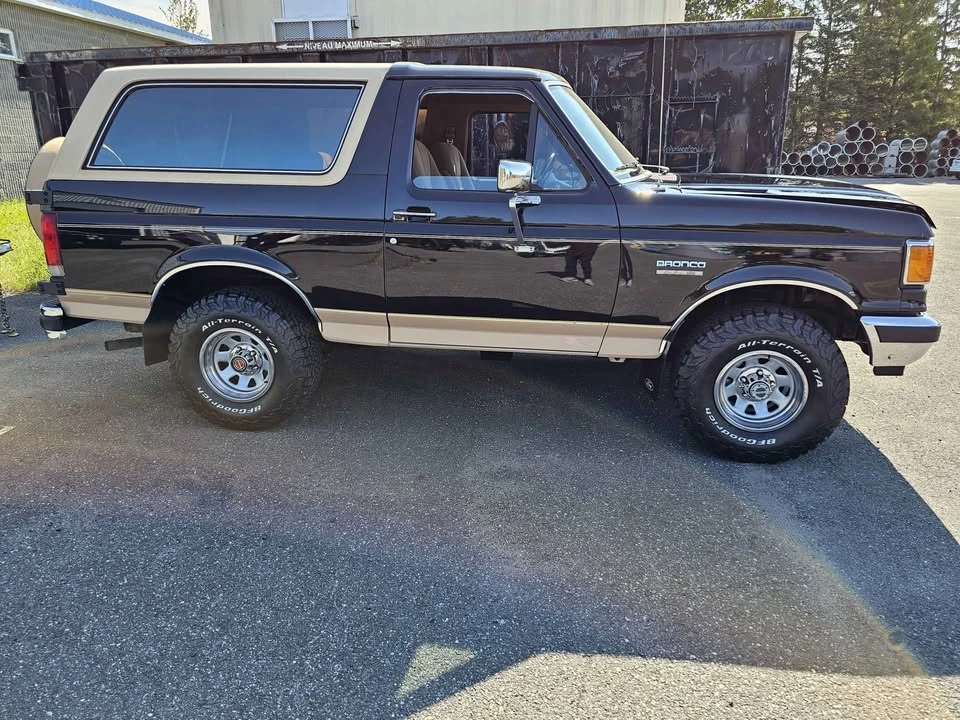 1989 Ford Bronco 4th Gen - Image 4 of 15