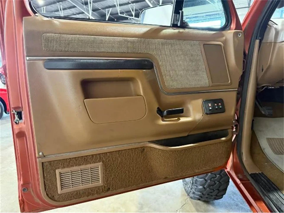 1989 Ford Bronco 4th Gen - Image 19 of 28