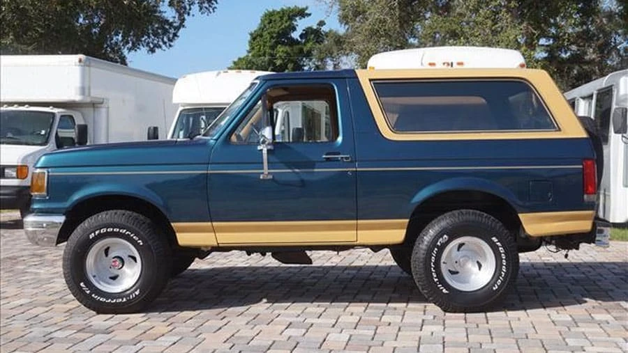 1989 Ford Bronco 4th Gen - Image 2 of 8
