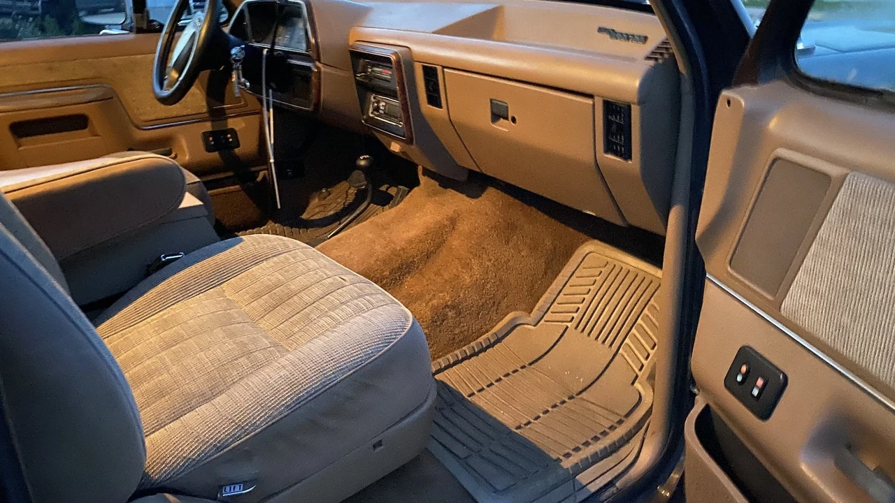 1989 Ford Bronco 4th Gen - Image 5 of 13