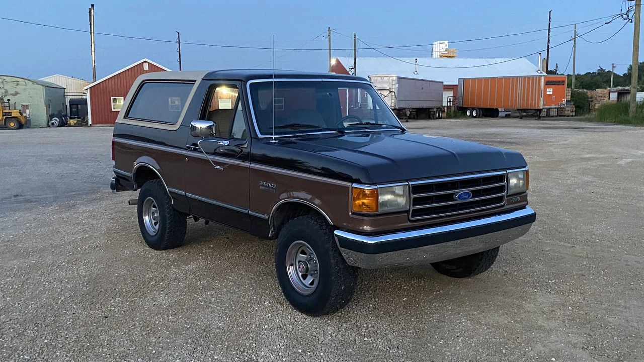 1989 Ford Bronco 4th Gen - Image 13 of 13