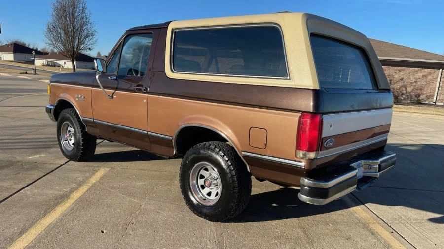 1989 Ford Bronco 4th Gen - Image 7 of 9