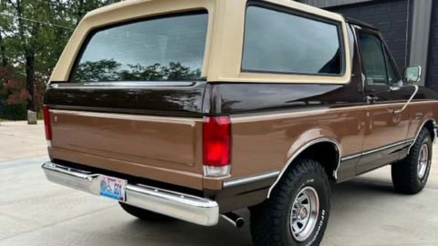 1989 Ford Bronco 4th Gen - Image 2 of 8