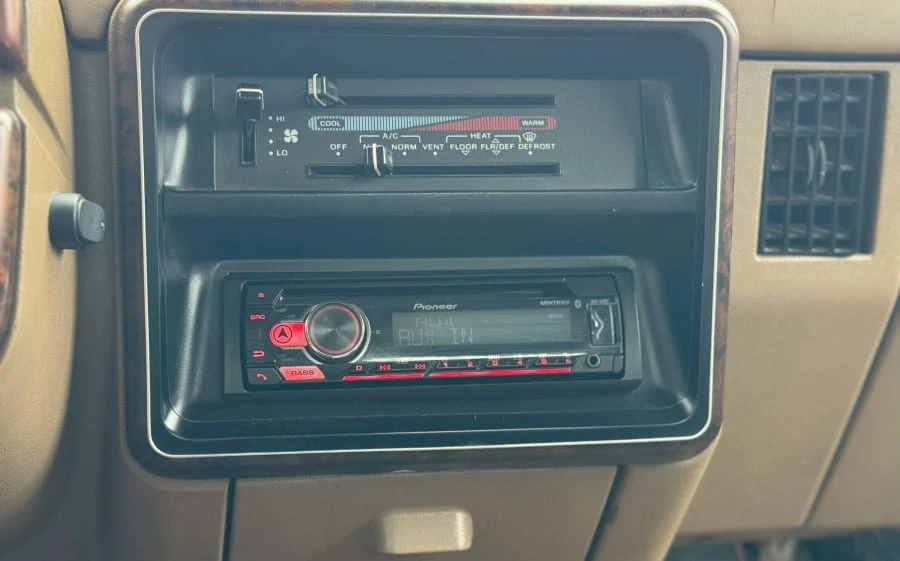 1989 Ford Bronco 4th Gen - Image 18 of 25