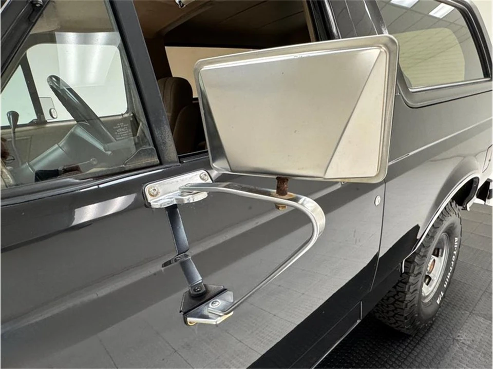 1989 Ford Bronco 4th Gen - Image 15 of 31