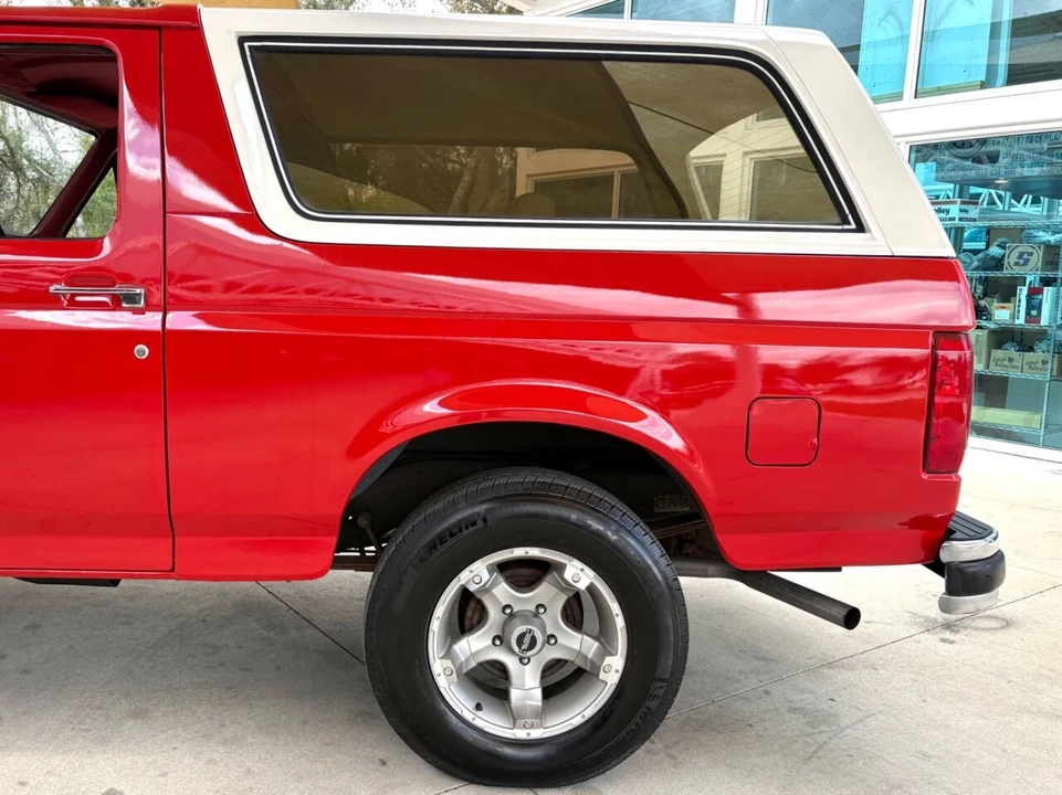 1989 Ford Bronco 4th Gen - Image 12 of 31