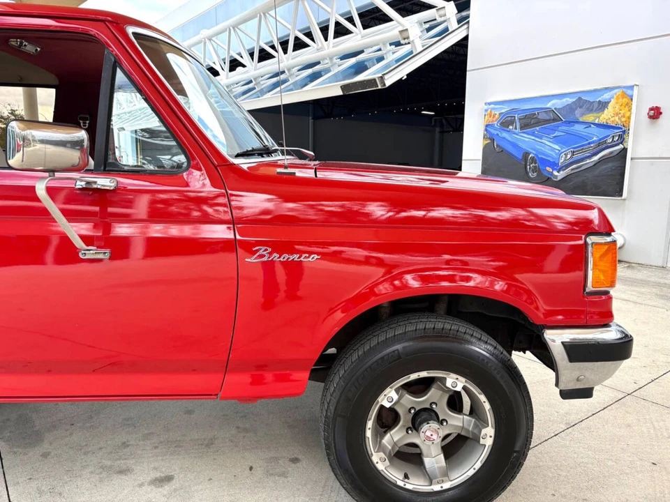1989 Ford Bronco 4th Gen - Image 14 of 31