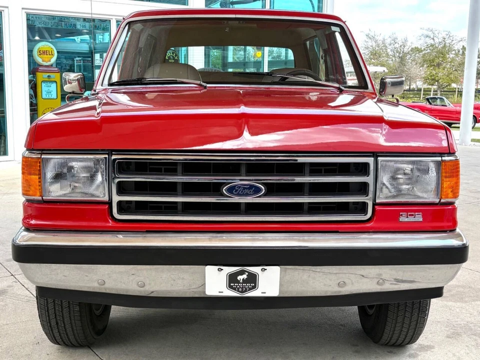1989 Ford Bronco 4th Gen - Image 2 of 31