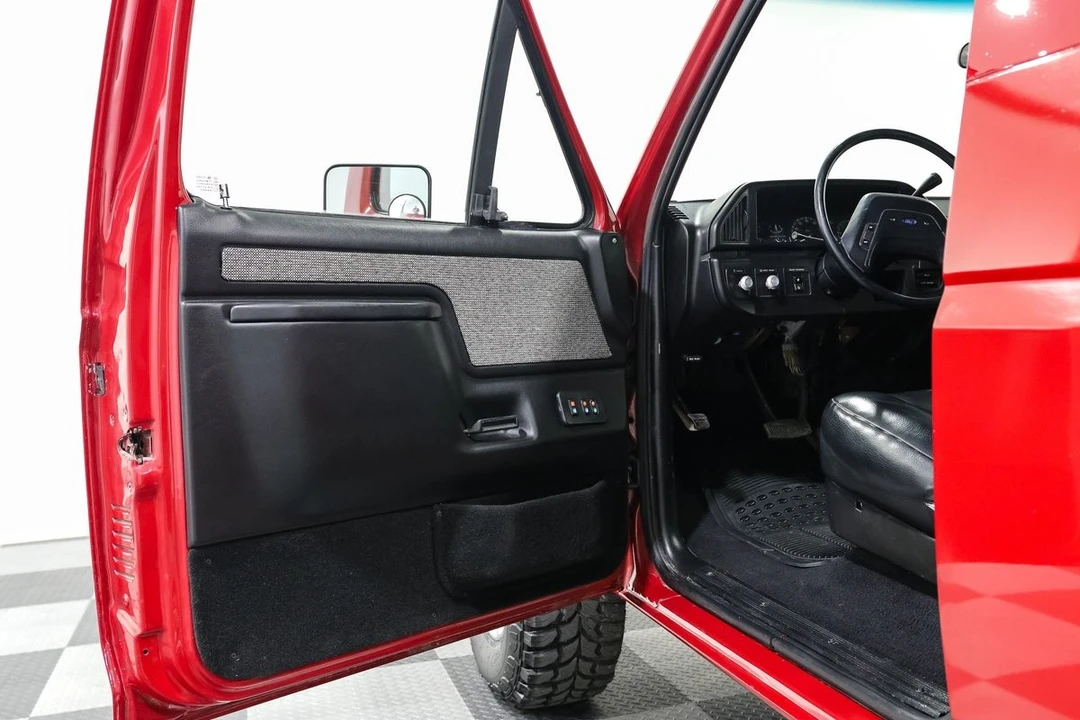 1989 Ford Bronco 4th Gen - Image 16 of 21