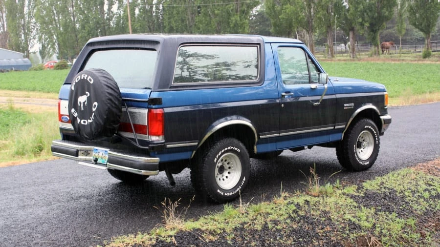 1989 Ford Bronco 4th Gen - Image 4 of 11