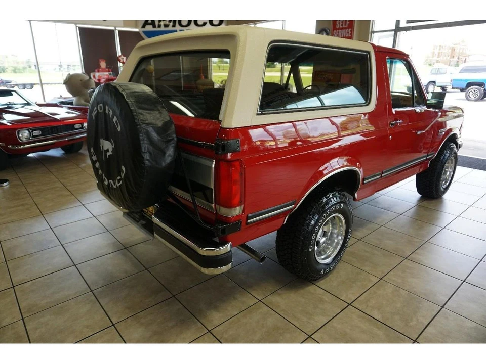 1989 Ford Bronco 4th Gen - Image 14 of 31