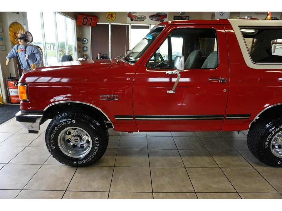 1989 Ford Bronco 4th Gen - Image 9 of 31