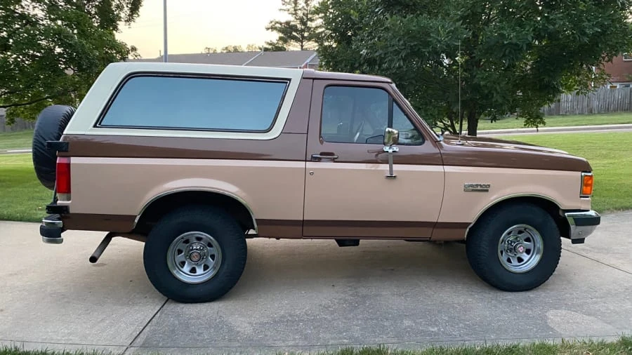1989 Ford Bronco 4th Gen - Image 16 of 20