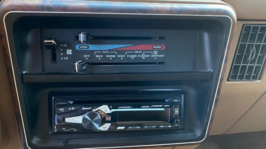 1989 Ford Bronco 4th Gen - Image 8 of 20