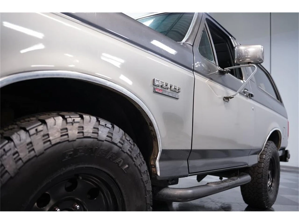 1989 Ford Bronco 4th Gen - Image 18 of 31