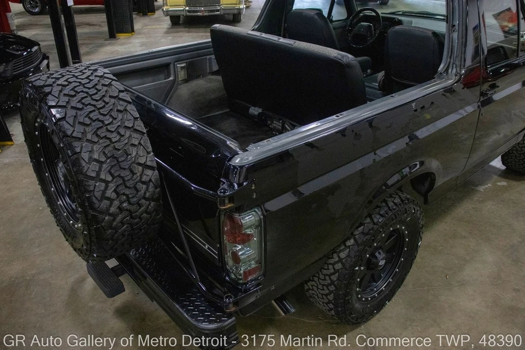 1989 Ford Bronco 4th Gen - Image 17 of 31
