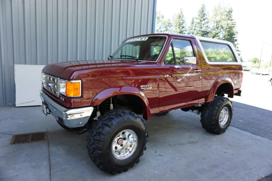 1989 Ford Bronco 4th Gen - Image 2 of 12