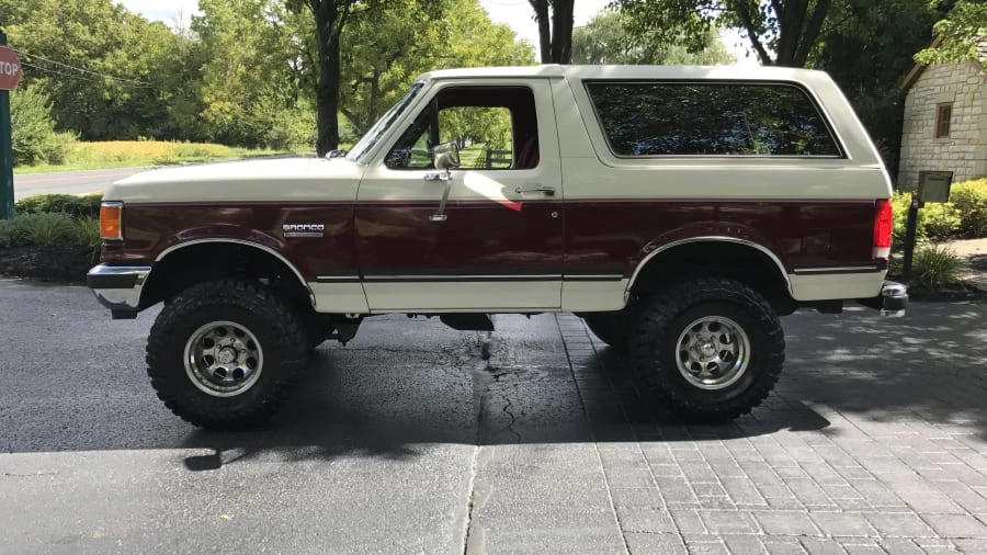 1989 Ford Bronco 4th Gen - Image 2 of 4