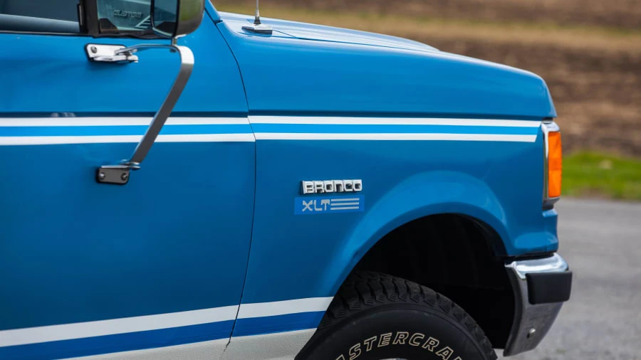 1989 Ford Bronco 4th Gen - Image 14 of 15