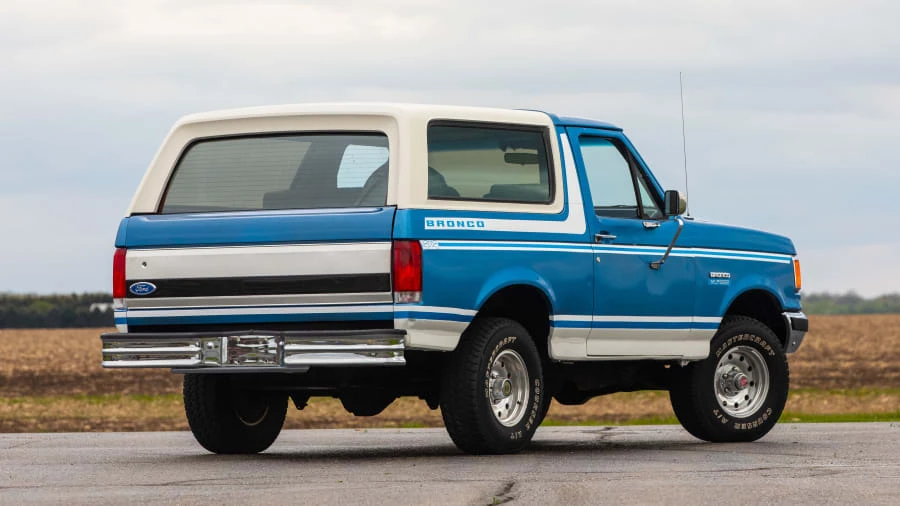 1989 Ford Bronco 4th Gen - Image 3 of 15