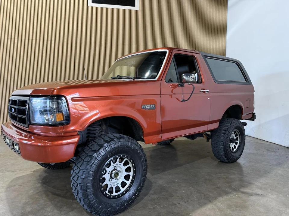 1989 Ford Bronco 4th Gen - Image 2 of 31