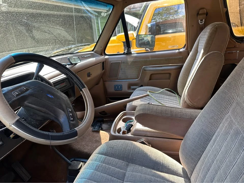 1989 Ford Bronco 4th Gen - Image 5 of 5