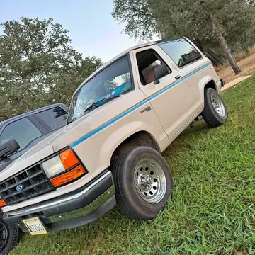 1989 Ford Bronco Badlands Sport Utility 2D