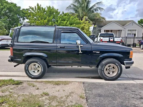 1989 Ford Bronco Badlands Sport Utility 2D