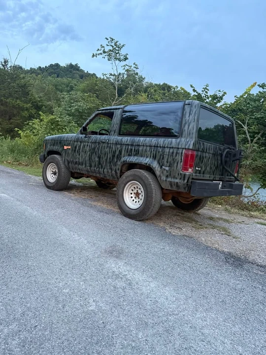 1989 Ford Bronco 4th Gen - Image 3 of 5