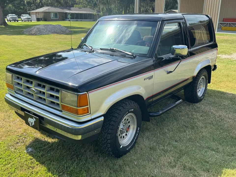 1989 Ford Bronco II - Image 3 of 11