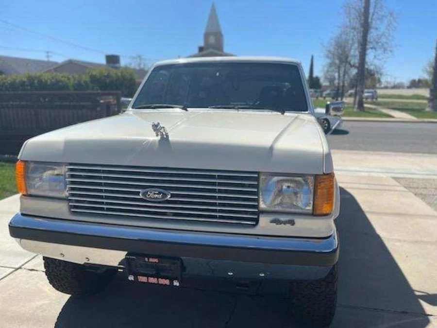 1989 Ford Bronco 4th Gen - Image 8 of 11