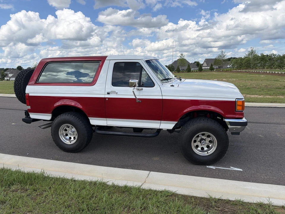1989 Ford - Image 9 of 31
