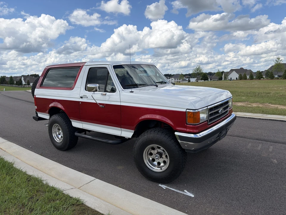 1989 Ford - Image 8 of 31